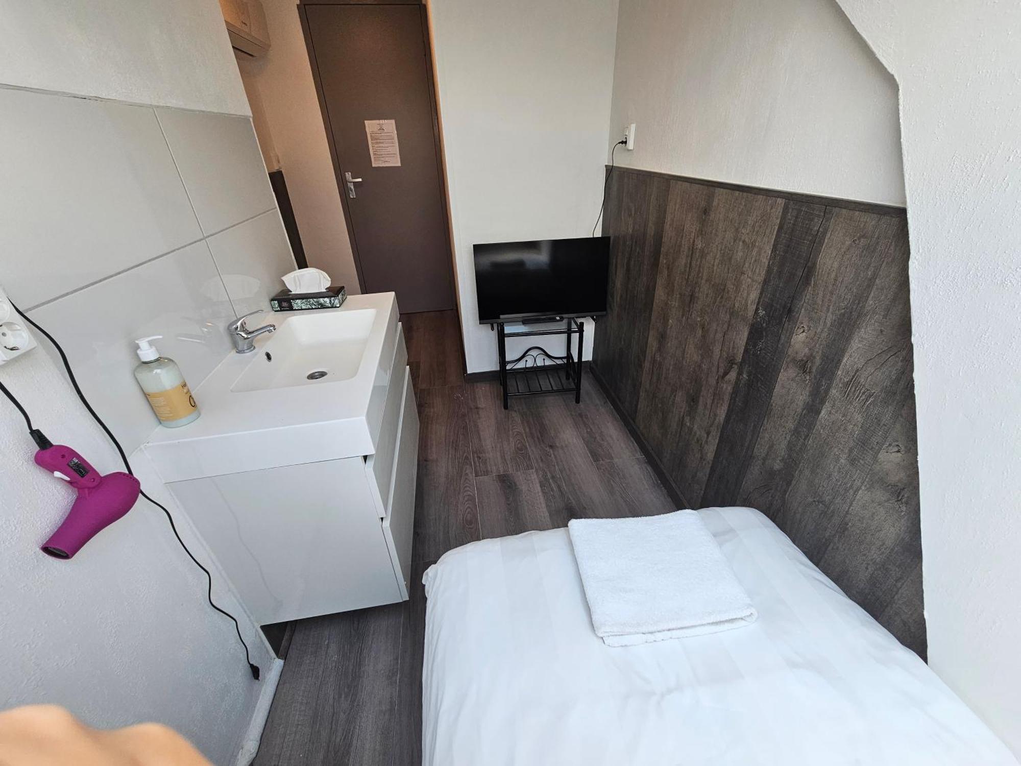 אוטרכט Hotel-Chao Nl 24 Hours Open מראה חיצוני תמונה